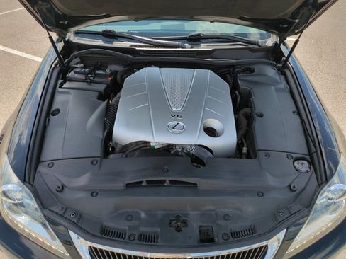 Used 2014 Lexus IS 350C w/ Luxury Package RWD image 23