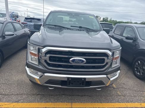 Used 2021 Ford F150 XLT w/ XTR Package AWD/4WD image 4