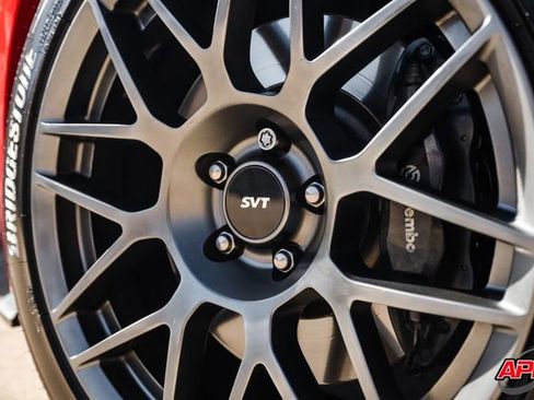 Used 2011 Ford Mustang Shelby GT500 w/ SVT Performance Pkg image 3