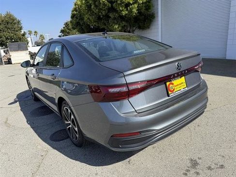 New 2026 Volkswagen Jetta Sport image 4