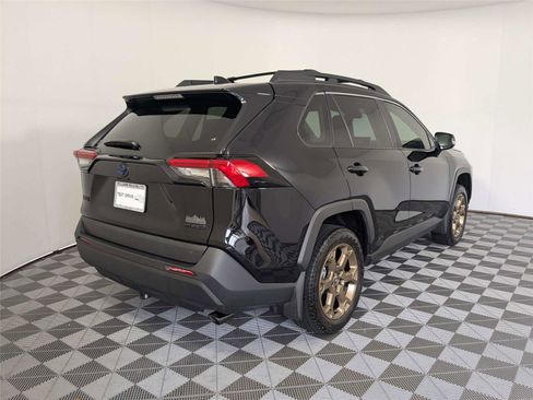 Used 2024 Toyota RAV4 AWD Hybrid image 5