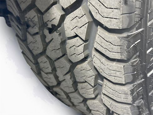 Used 2021 Ford Expedition XLT image 40