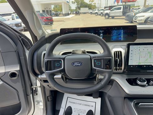 Certified 2025 Ford Expedition Max Active RWD image 37