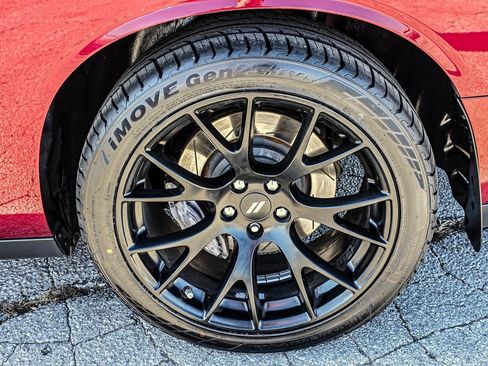 Used 2018 Dodge Challenger R/T Scat Pack w/ Dynamics Package image 9