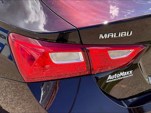Used 2021 Chevrolet Malibu LS w/ Driver Confidence Package II FWD image 27