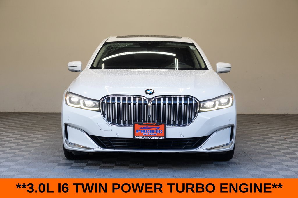 Used 2021 BMW 740i w/ Premium Package RWD image 4