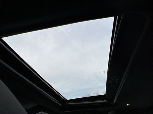 Used 2019 Dodge Challenger GT w/ Blacktop Package image 24