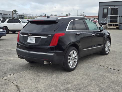 Used 2017 Cadillac XT5 Premium Luxury image 4