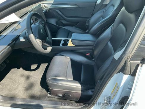 Used 2022 Tesla Model 3 Long Range AWD/4WD image 4