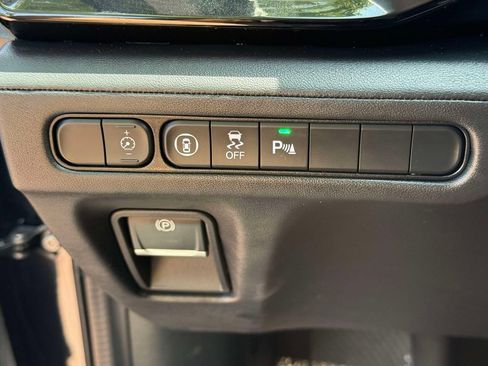 Certified 2025 Acura MDX FWD w/ Technology Package image 29