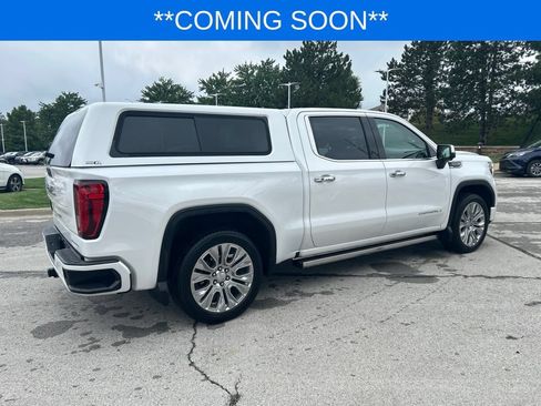 Used 2022 GMC Sierra 1500 Denali w/ Denali Premium Package AWD/4WD image 5