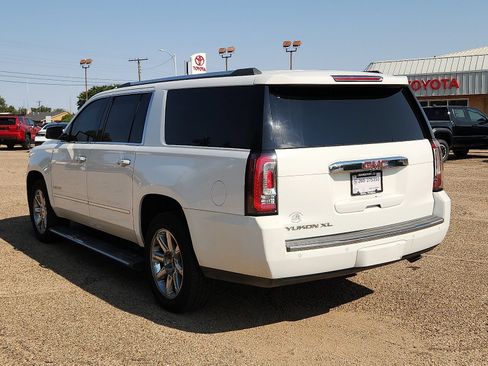 Used 2016 GMC Yukon XL Denali w/ Open Road Package AWD/4WD image 3