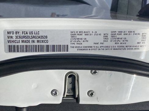 Used 2024 RAM 2500 Big Horn image 38