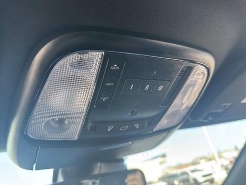 Used 2024 Dodge Durango GT image 29