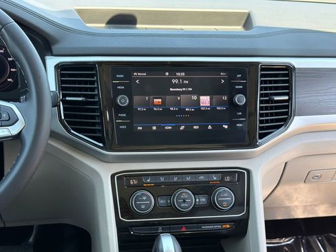 Certified 2022 Volkswagen Atlas SE AWD/4WD image 16