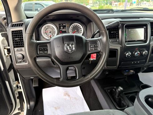 Used 2014 RAM 2500 Tradesman w/ Power & Remote Entry Group image 14