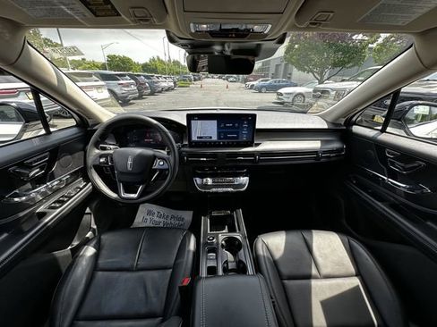 Used 2023 Lincoln Corsair AWD w/ Equipment Group 101A image 3