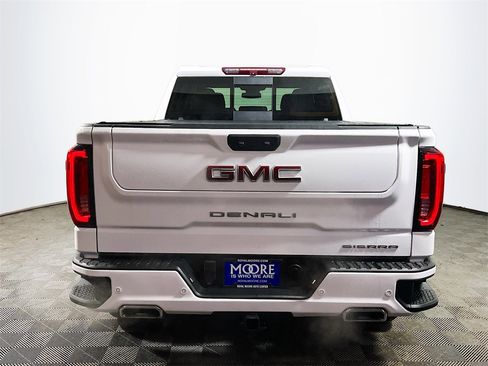 Used 2022 GMC Sierra 1500 Denali image 7