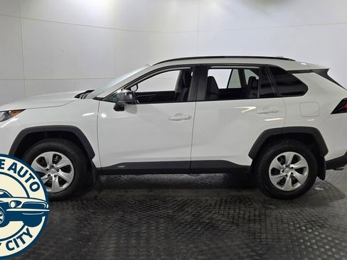 Used 2020 Toyota RAV4 LE w/ All Weather Liner Package image 4