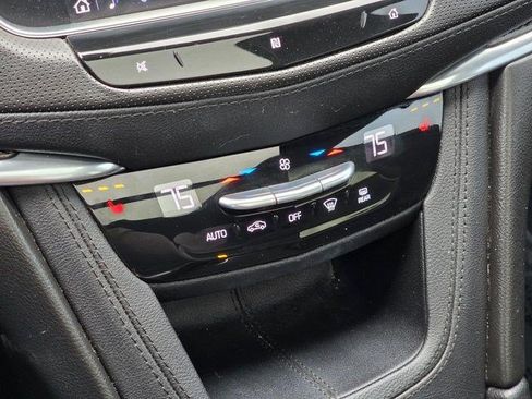 Used 2020 Cadillac XT5 Sportv AWD/4WD image 33