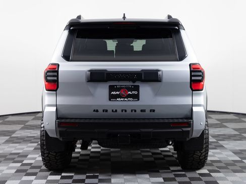 Used 2026 Toyota 4Runner TRD Off-Road Premium AWD/4WD image 6