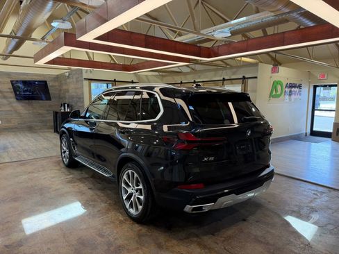 Used 2025 BMW X5 xDrive40i image 5