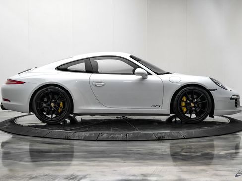 Used 2015 Porsche 911 Carrera GTS RWD image 18
