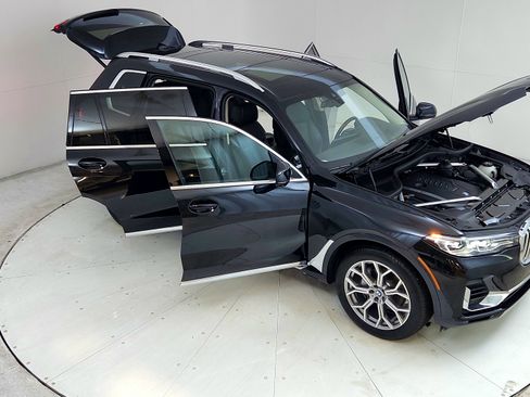 Used 2022 BMW X7 xDrive40i w/ Premium Package AWD/4WD image 17
