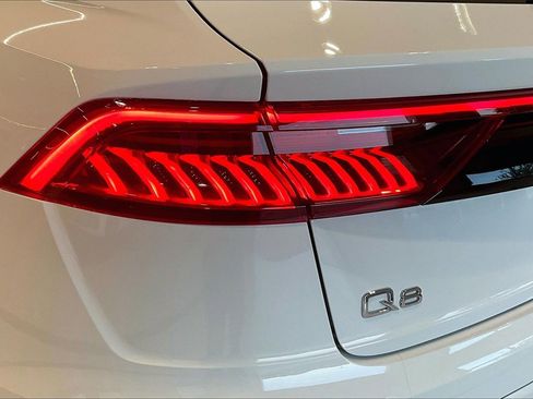 Used 2023 Audi Q8 Premium Plus w/ Premium Plus Package image 30