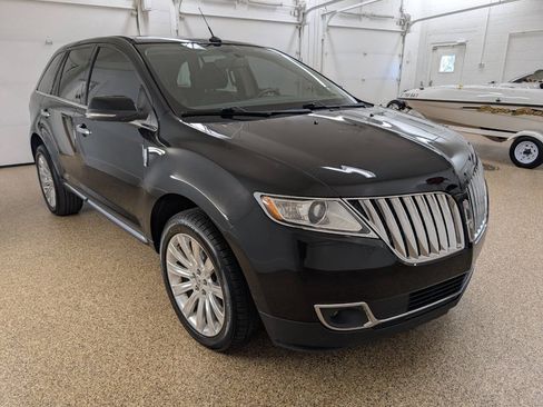 Used 2014 Lincoln MKX AWD w/ Equipment Group 101A image 5