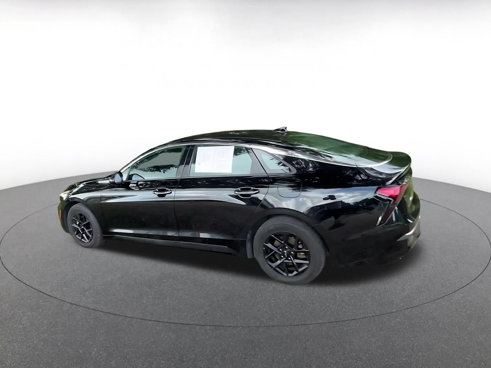 Used 2025 Kia K5 LXS FWD image 9