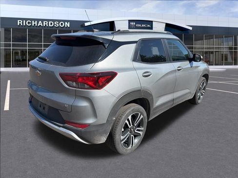 Used 2023 Chevrolet TrailBlazer LT AWD/4WD image 5