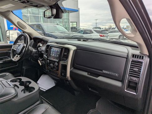 Used 2018 RAM 2500 Laramie image 39