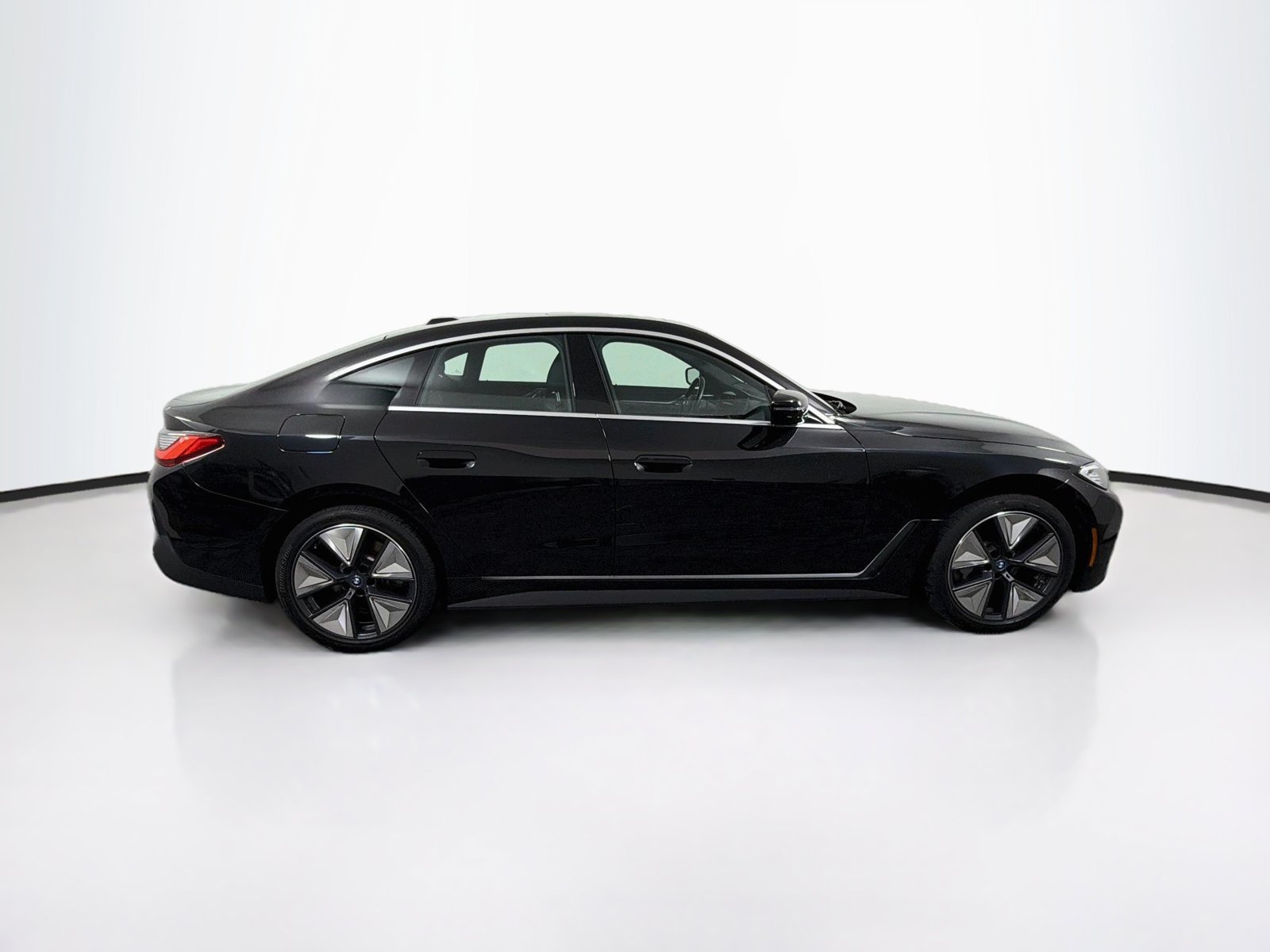 Certified 2024 BMW i4 xDrive40i w/ Premium Package AWD/4WD image 8