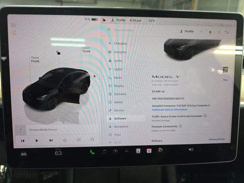 Used 2022 Tesla Model Y Long Range AWD/4WD image 32