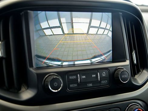 Used 2015 Chevrolet Colorado Z71 image 20