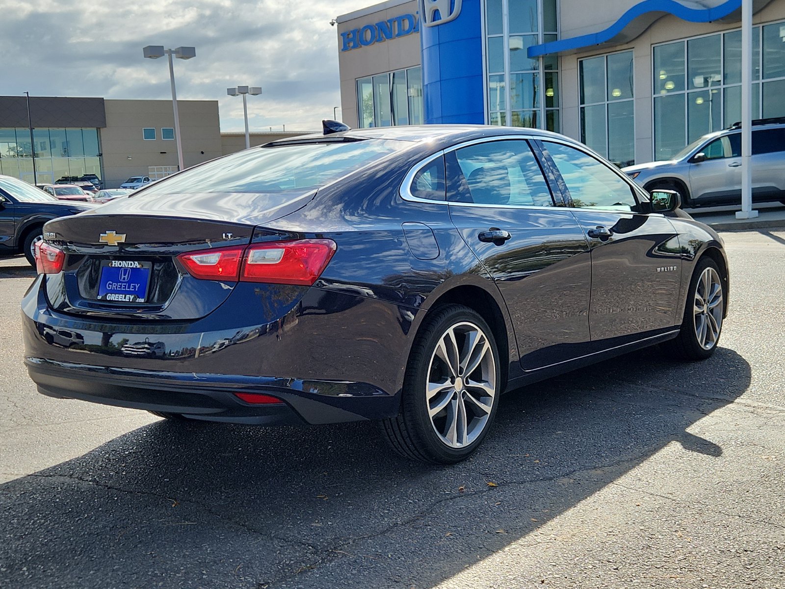 Used 2025 Chevrolet Malibu LT FWD image 5