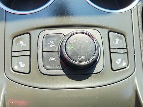 Used 2022 GMC Terrain SLE w/ Driver Convenience Package AWD/4WD image 16