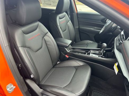 New 2026 Jeep Compass Trailhawk image 18