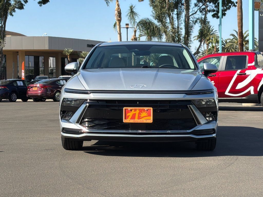 Used 2025 Hyundai Sonata SEL FWD image 8