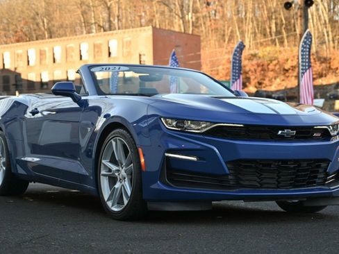 Used 2021 Chevrolet Camaro SS image 8