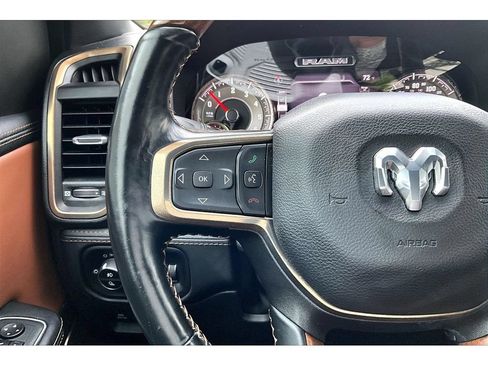 Used 2022 RAM 1500 Limited w/ Body Color Bumper Group AWD/4WD image 18