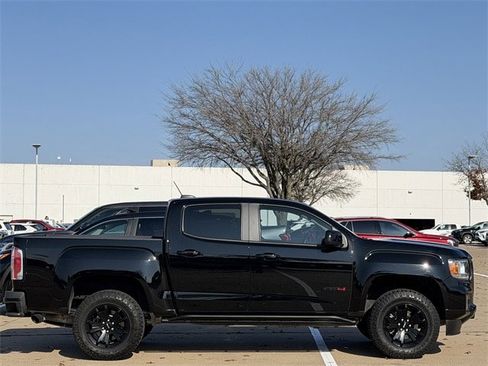 Used 2022 GMC Canyon AT4 image 3