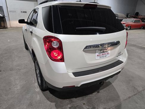 Used 2015 Chevrolet Equinox LT image 9