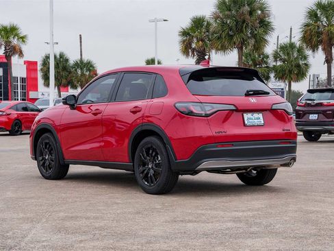 Used 2026 Honda HR-V Sport image 4