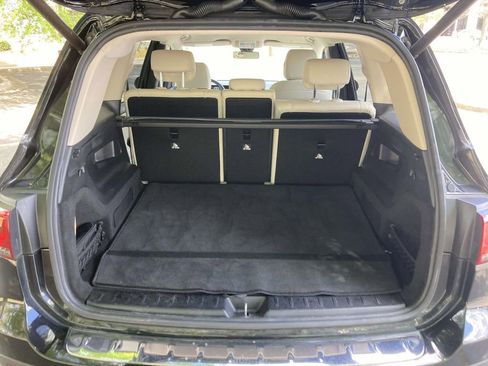 Used 2020 Mercedes-Benz GLB 250 image 8
