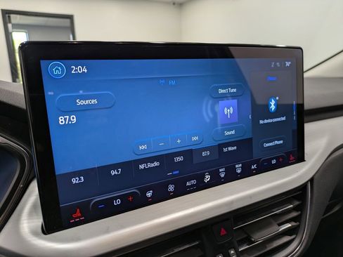 Used 2023 Ford Escape Platinum w/ Premium Technology Package AWD/4WD image 13