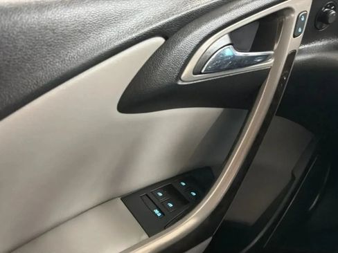 Used 2014 Buick Verano FWD image 15