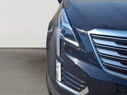 Used 2019 Cadillac XT5 Premium Luxury AWD/4WD image 10