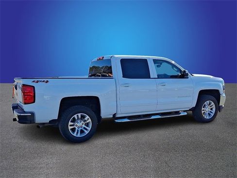 Used 2018 Chevrolet Silverado 1500 LT w/ All Star Edition image 5